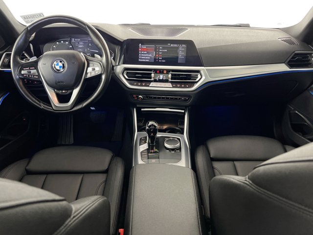 Vehicle image 24 of 44