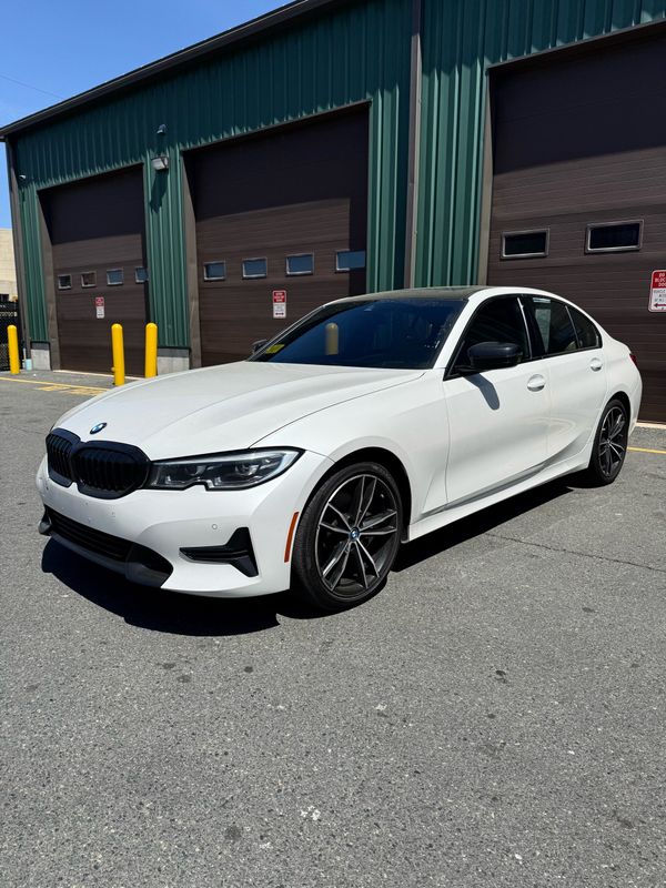 Vehicle image 1 of 14