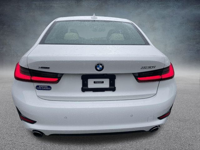 Vehicle image 6 of 35