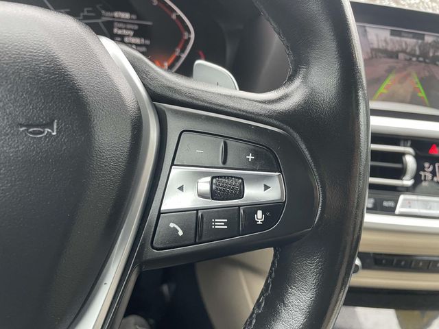 Vehicle image 31 of 35