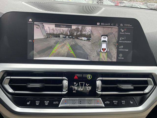 Vehicle image 25 of 35
