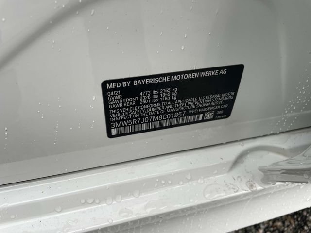 Vehicle image 22 of 35