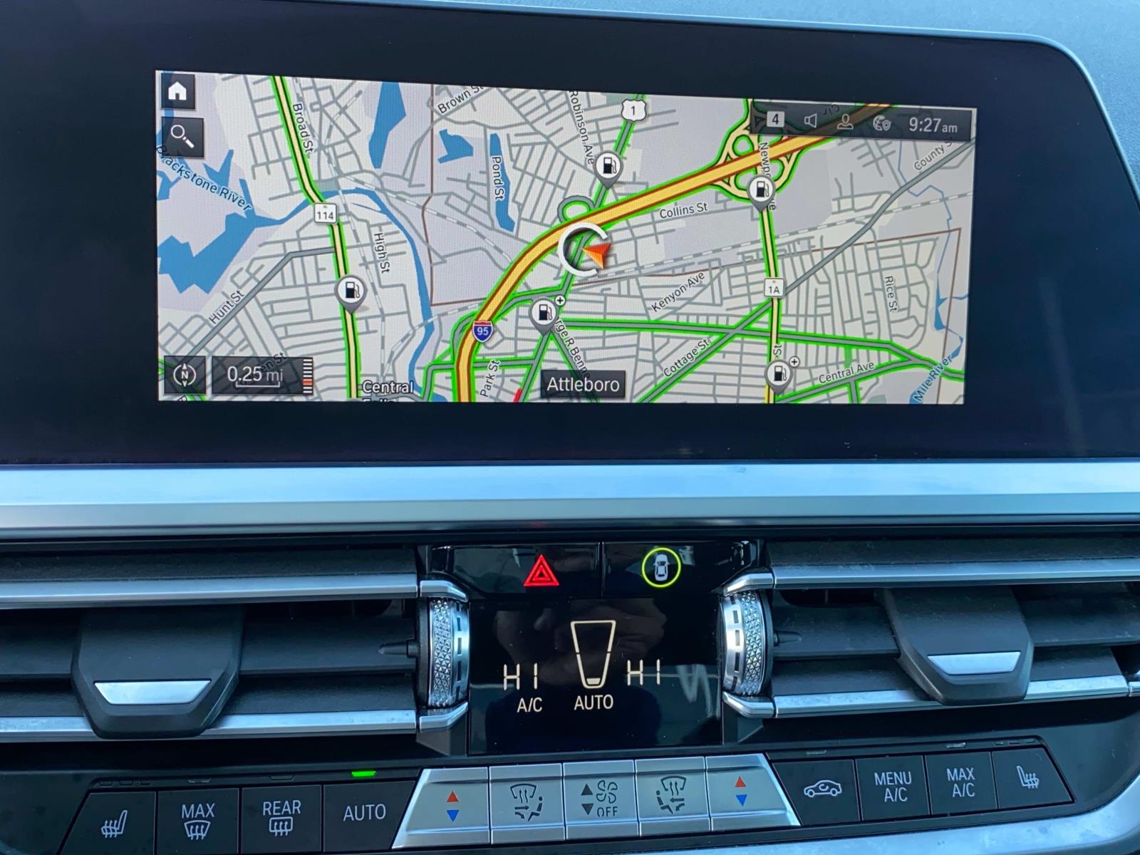 Vehicle image 11 of 27