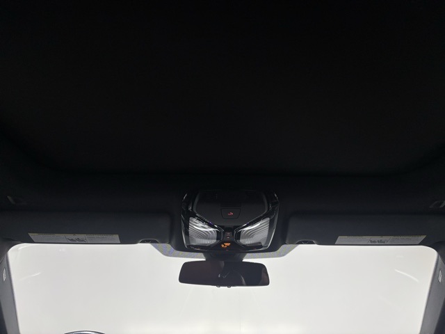 Vehicle image 24 of 25