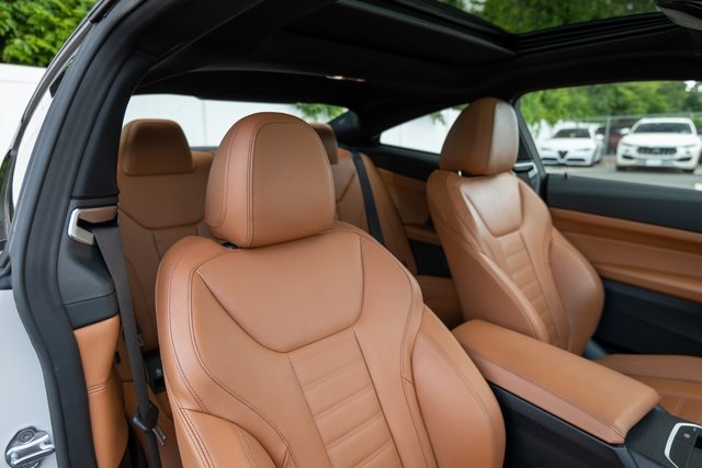 Vehicle image 20 of 51