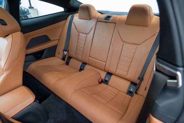 Vehicle image 18 of 51