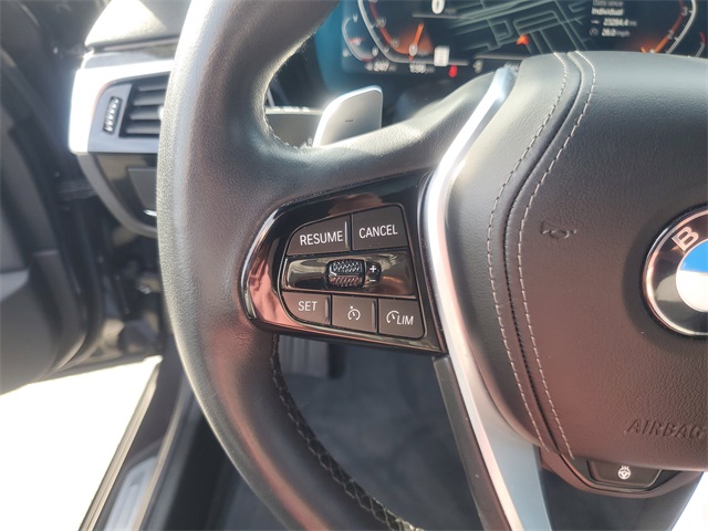 2021 BMW 5 Series 530i xDrive Image 16 of 31