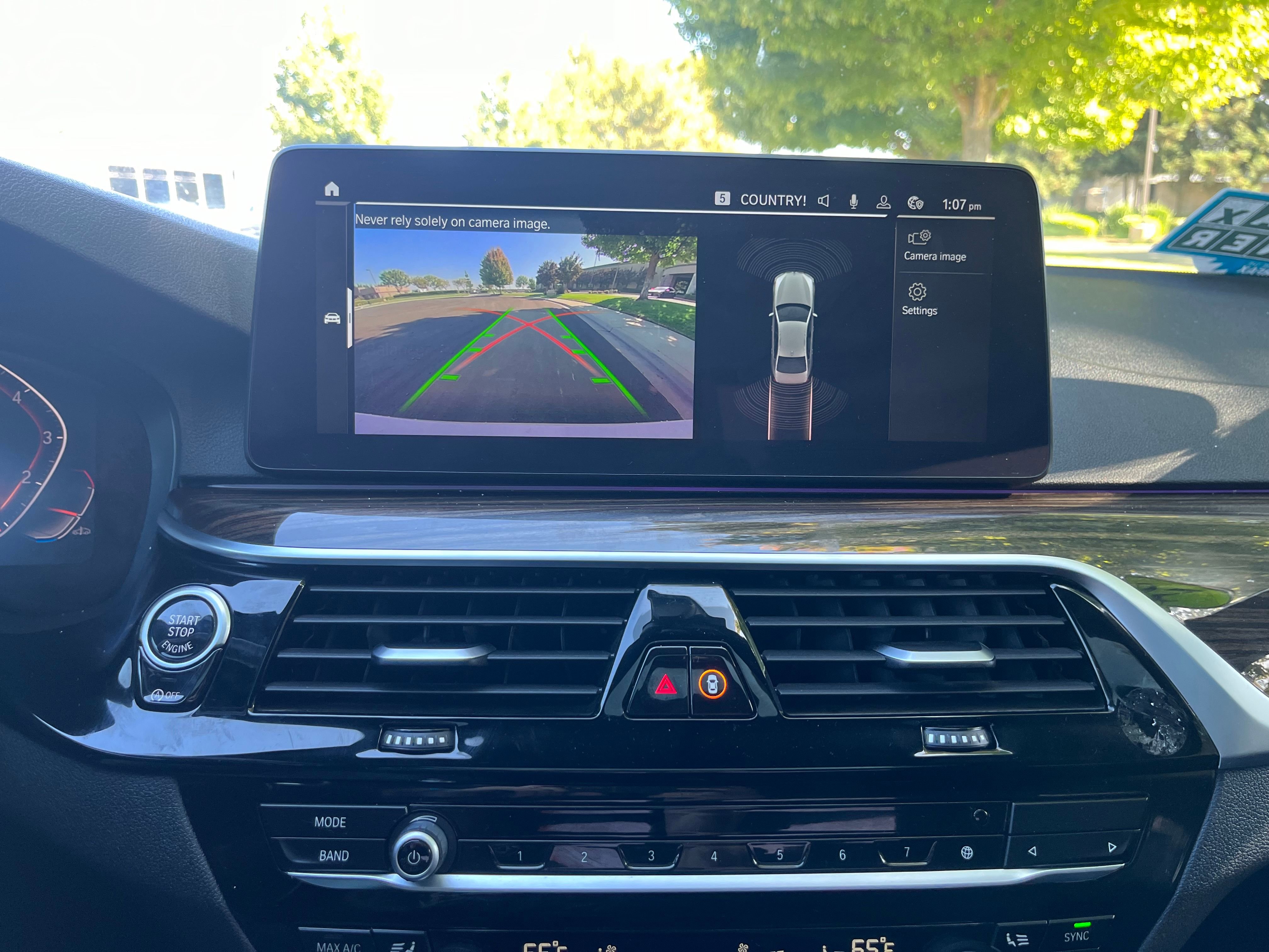Vehicle image 15 of 28