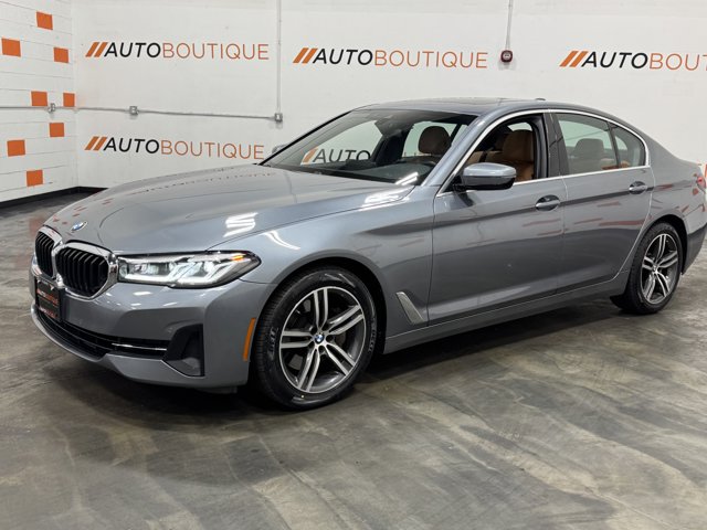 Vehicle image 2 of 36