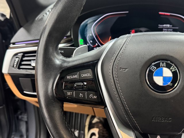 Vehicle image 17 of 36