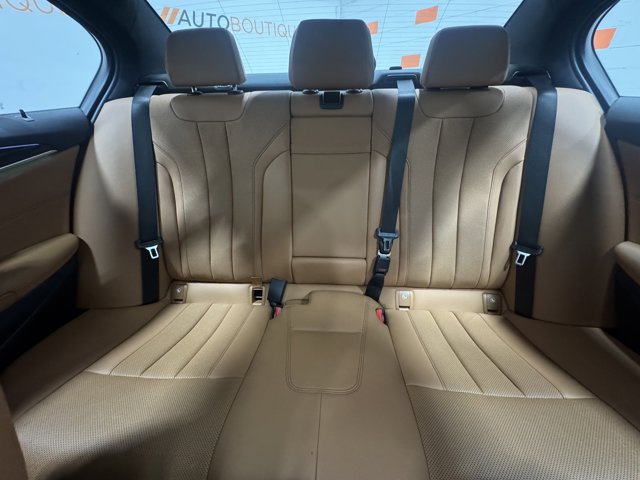 Vehicle image 11 of 36