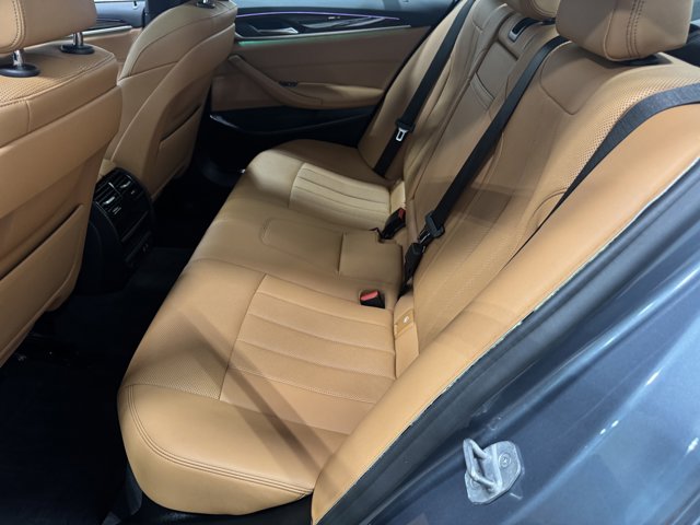 Vehicle image 12 of 36