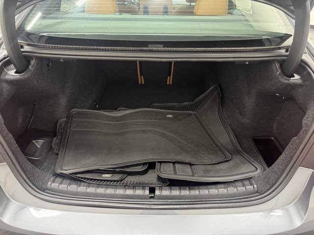 Vehicle image 10 of 36