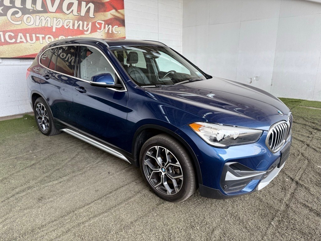 Vehicle image 6 of 49