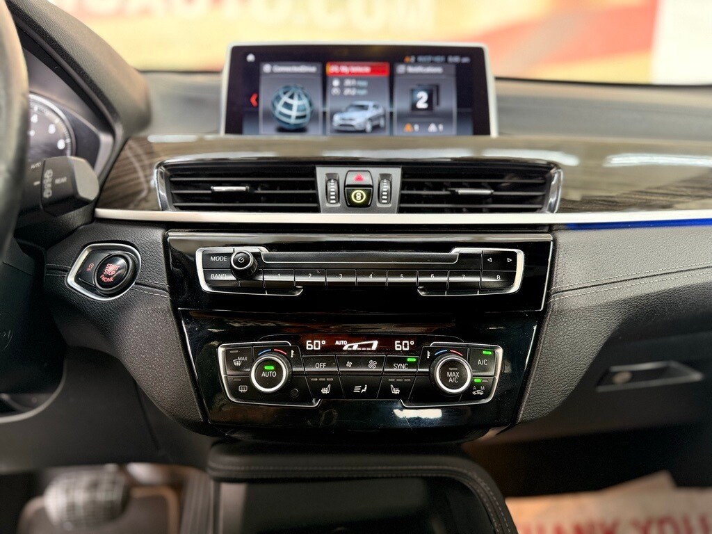 Vehicle image 24 of 49