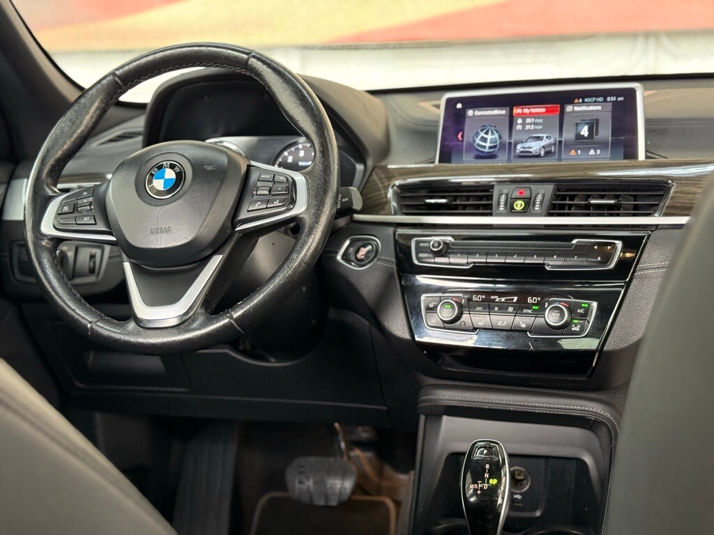 Vehicle image 48 of 49