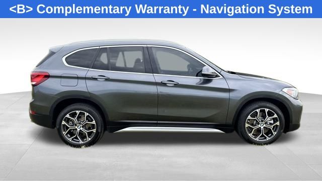 Vehicle image 5 of 32