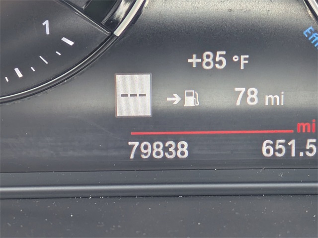Vehicle image 16 of 33
