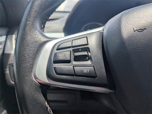 Vehicle image 31 of 33