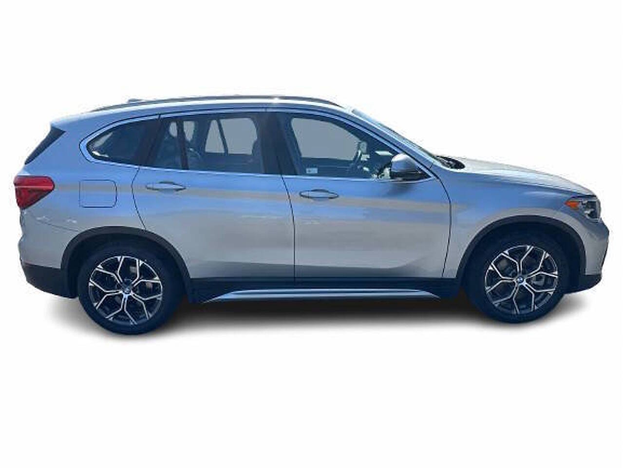 Vehicle image 3 of 36