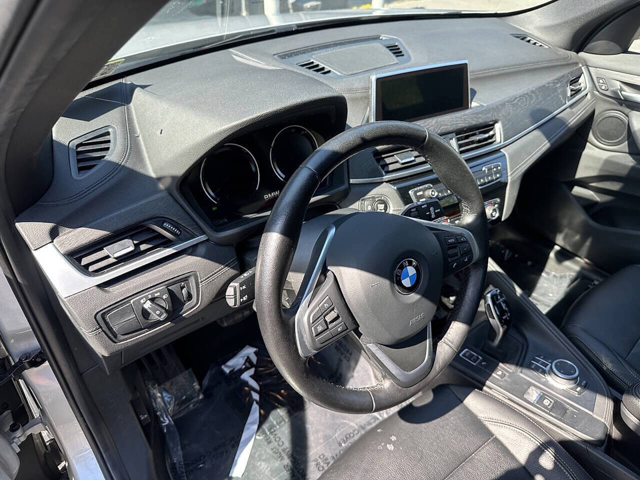 Vehicle image 9 of 36