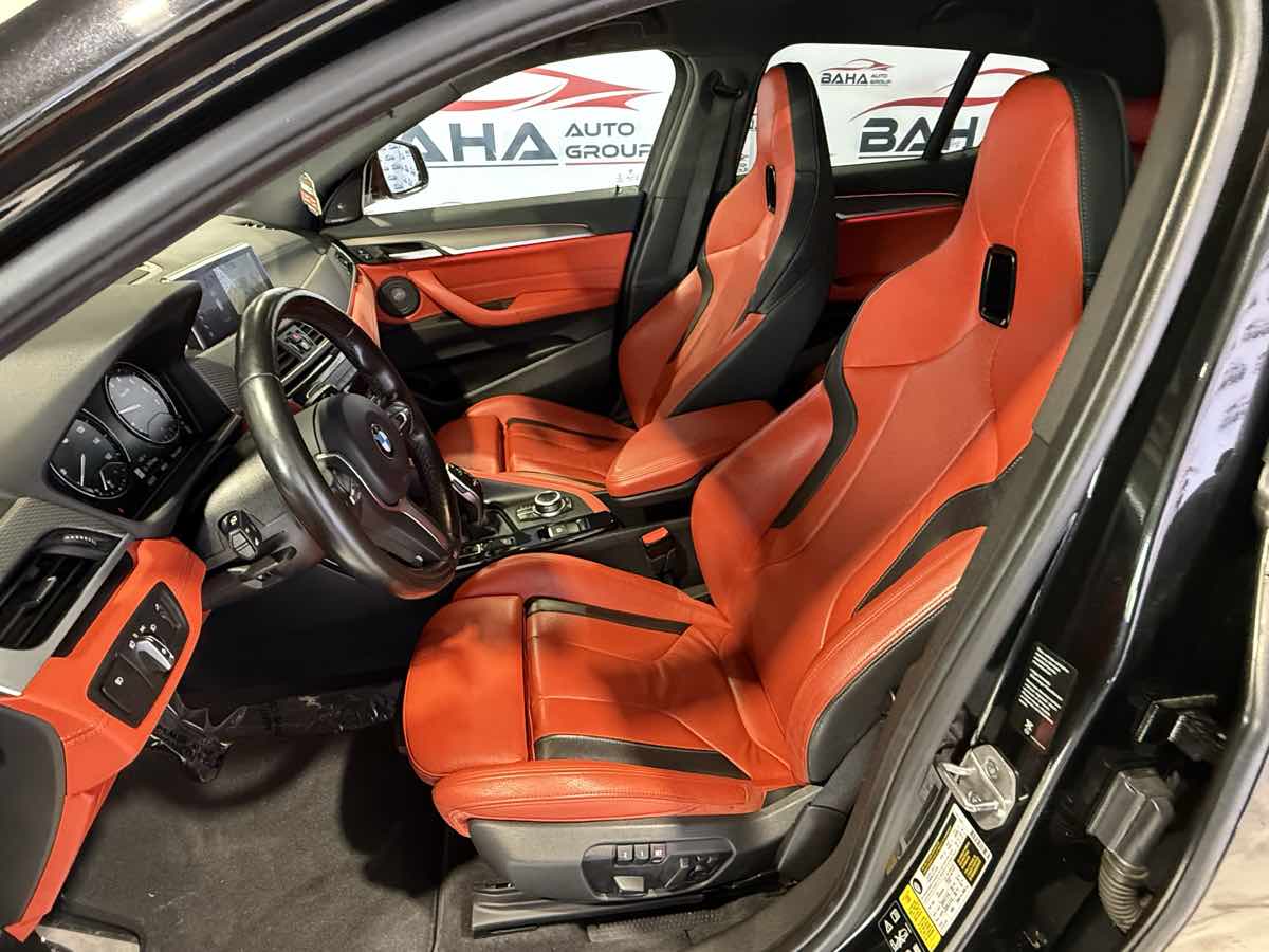 Vehicle image 47 of 69