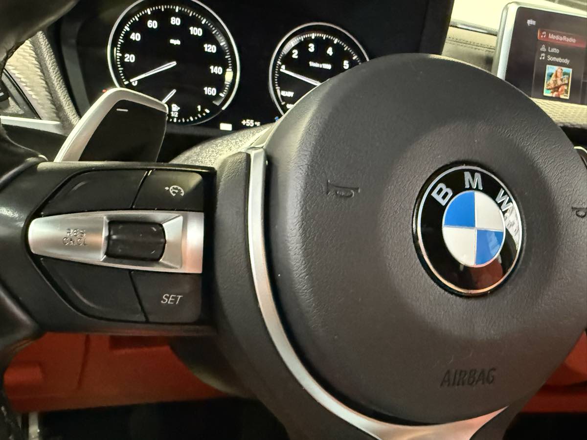 Vehicle image 22 of 69