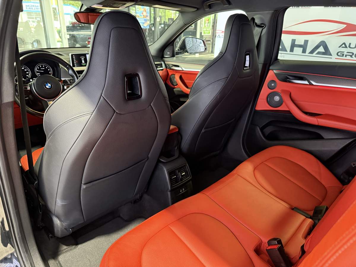 Vehicle image 51 of 69