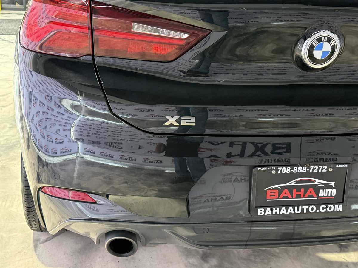 Vehicle image 14 of 69