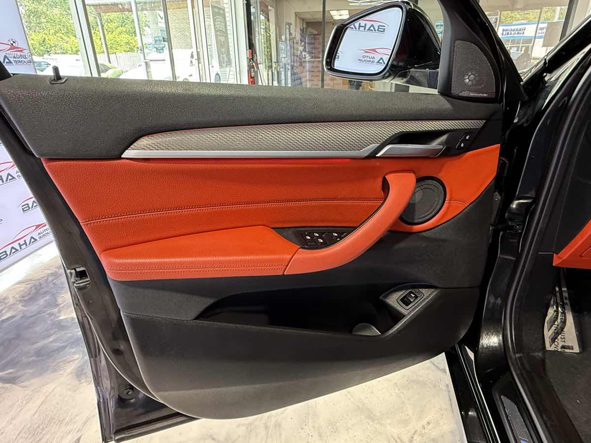 Vehicle image 42 of 69