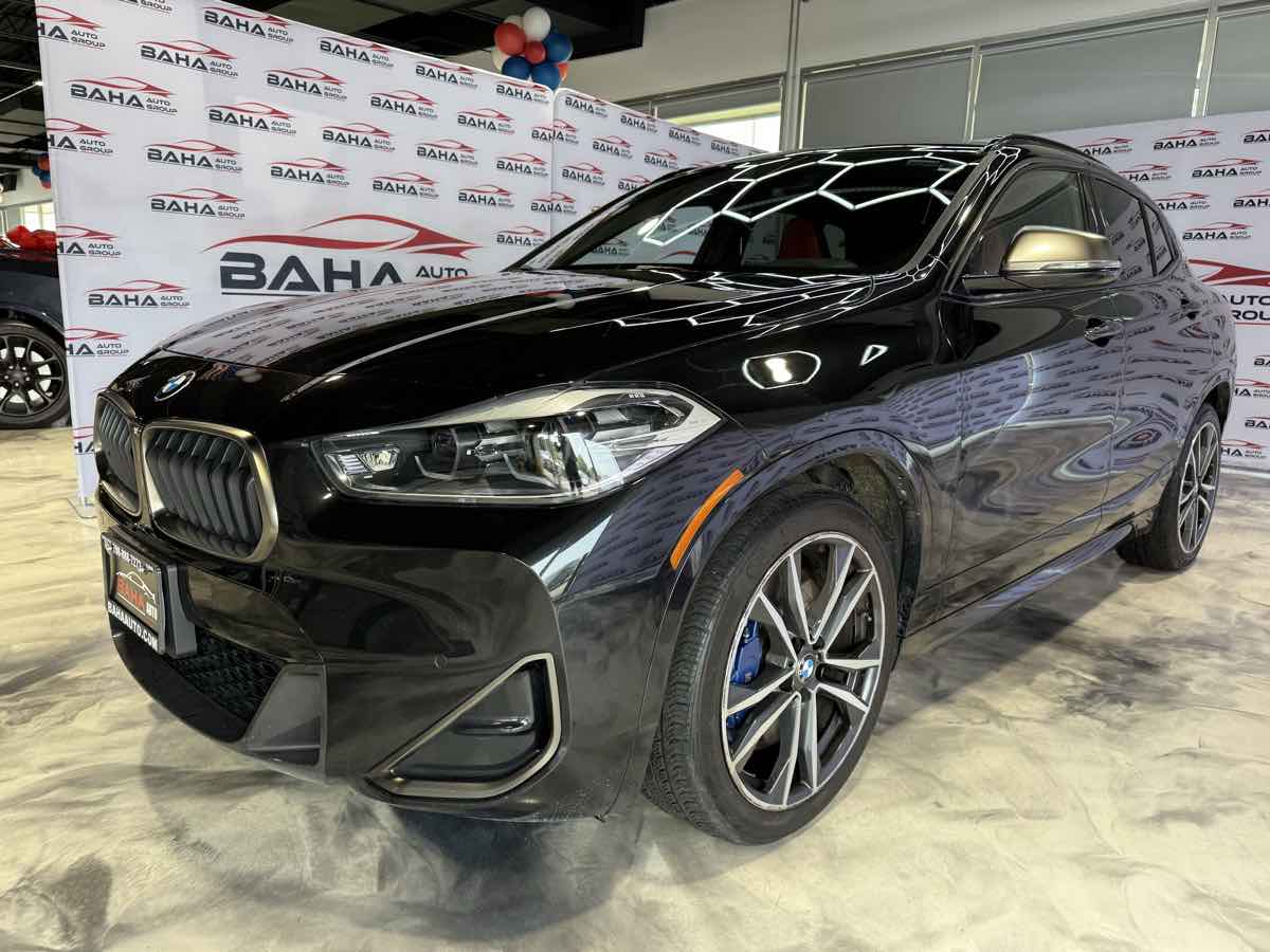 Vehicle image 2 of 69
