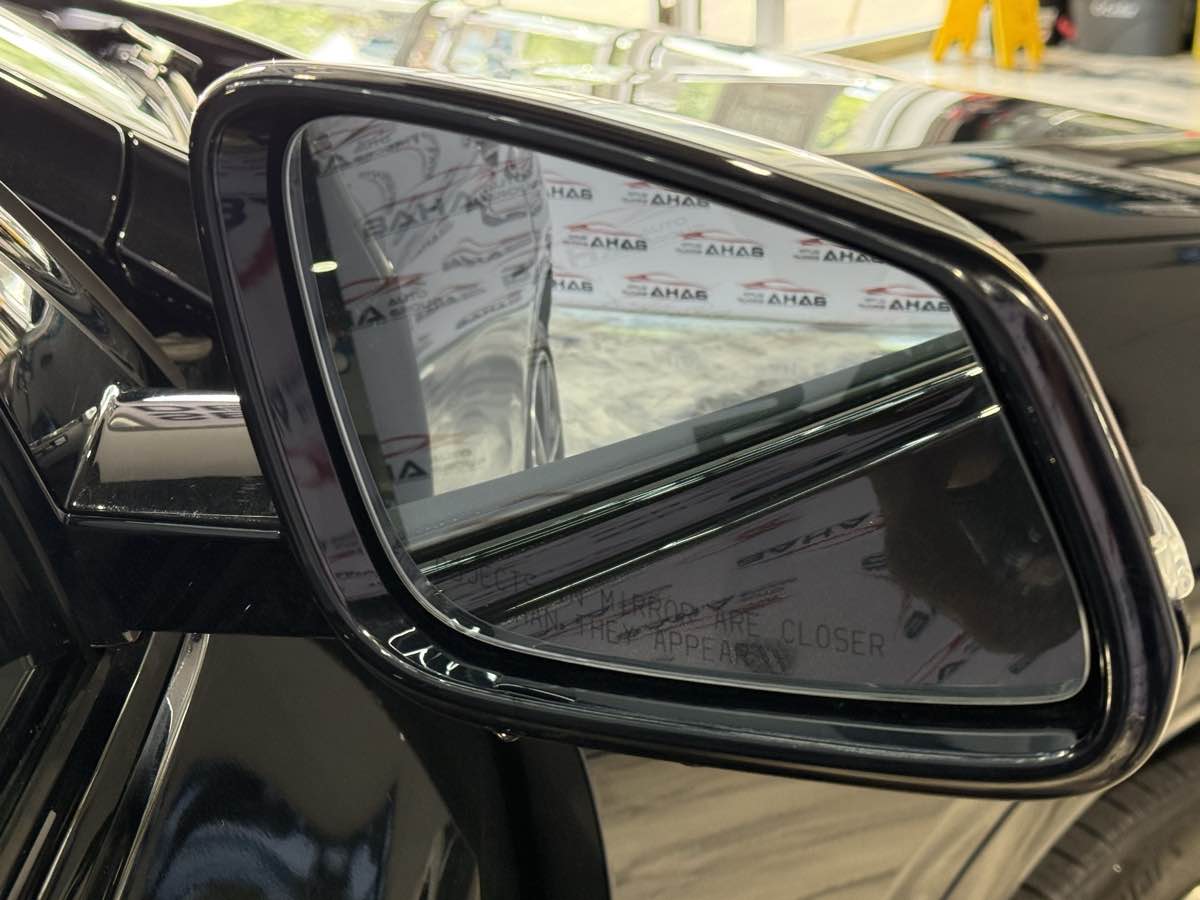 Vehicle image 12 of 69