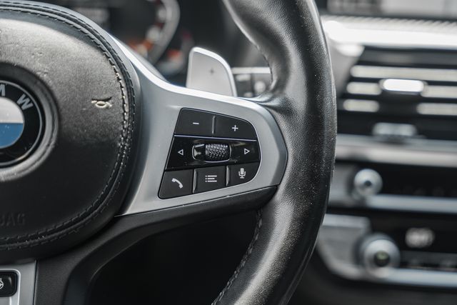 Vehicle image 40 of 48