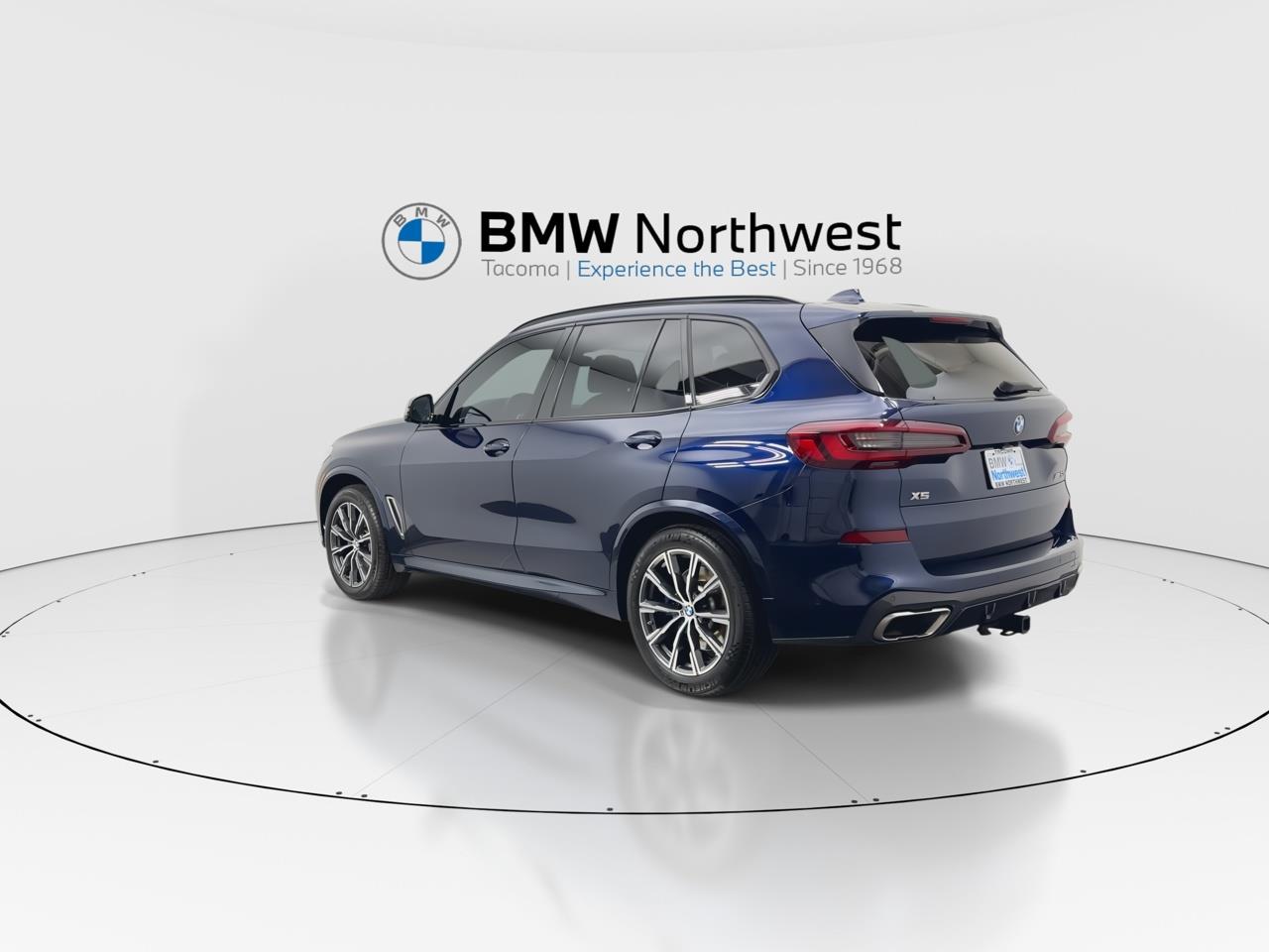 Vehicle image 13 of 31