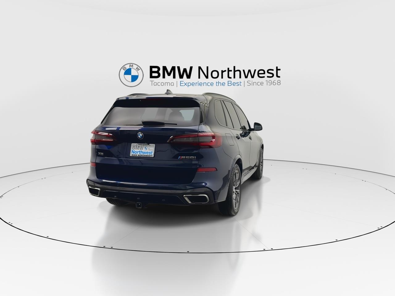 Vehicle image 9 of 31