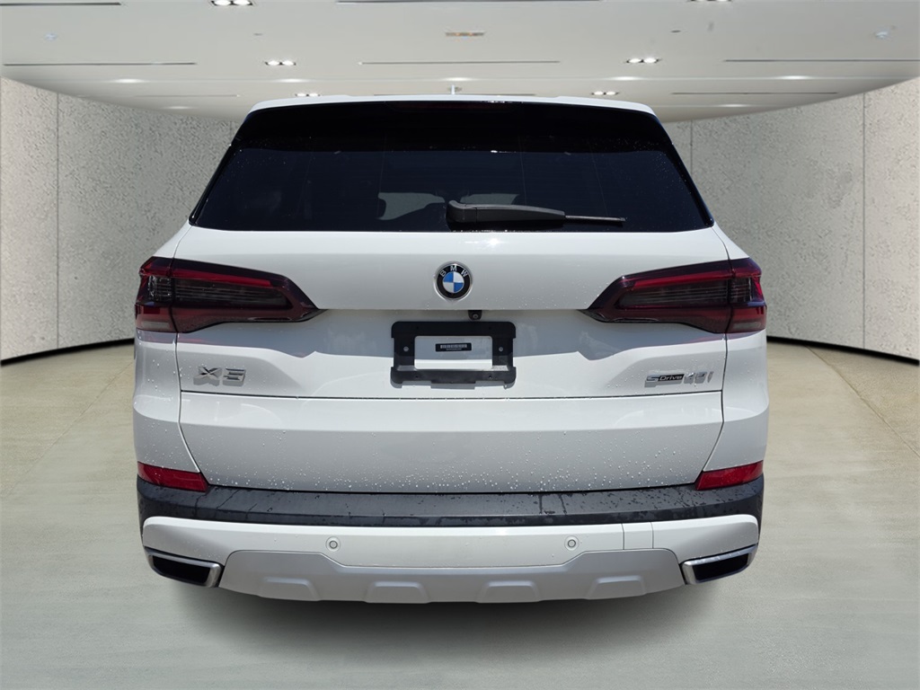 Vehicle image 6 of 31