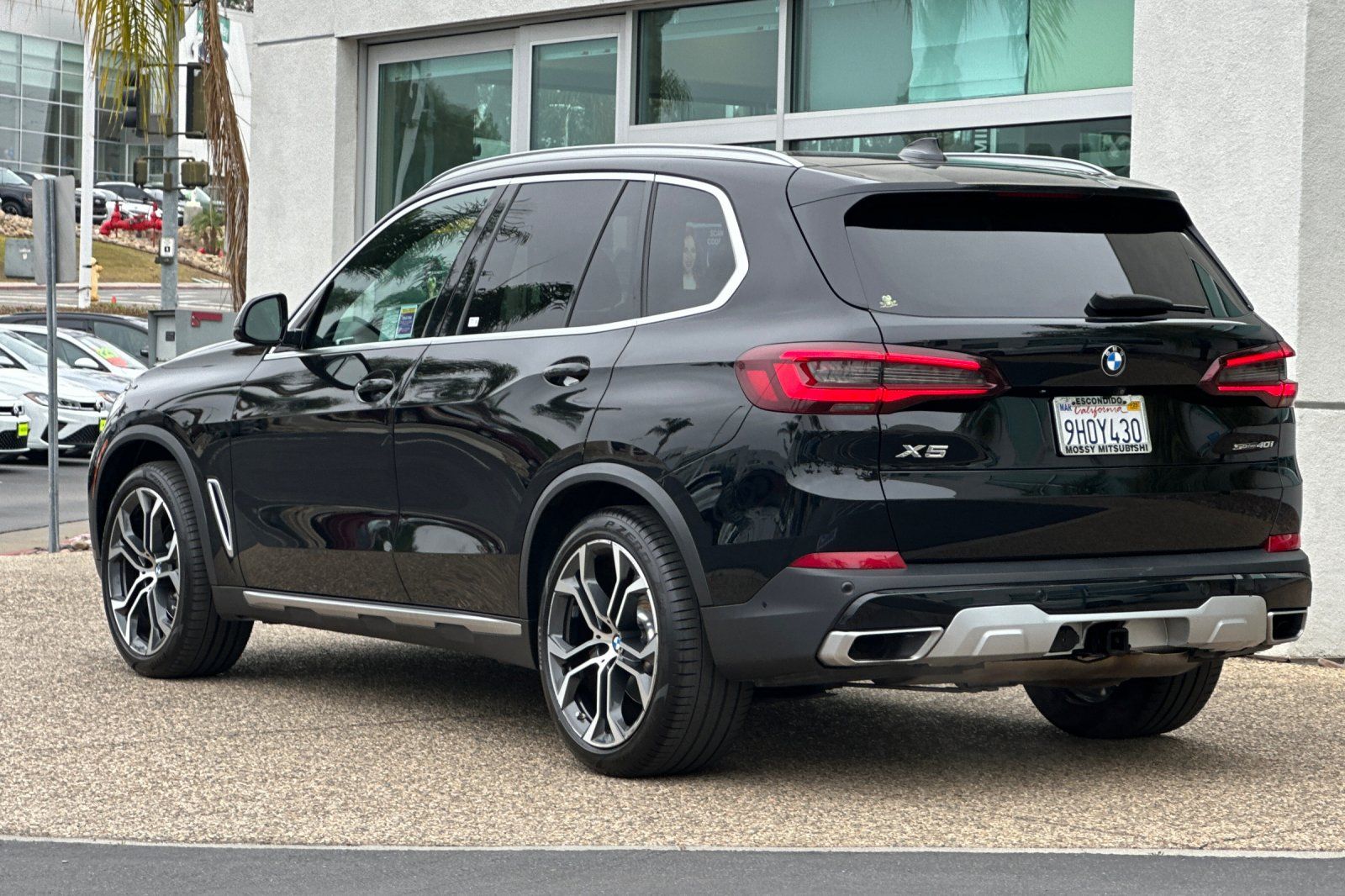 Vehicle image 7 of 30