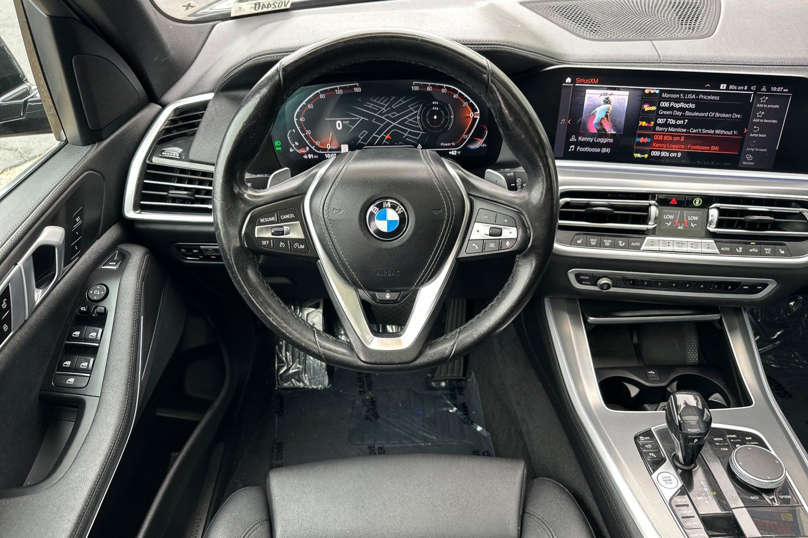 Vehicle image 14 of 30