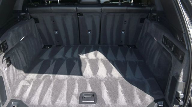 Vehicle image 12 of 39