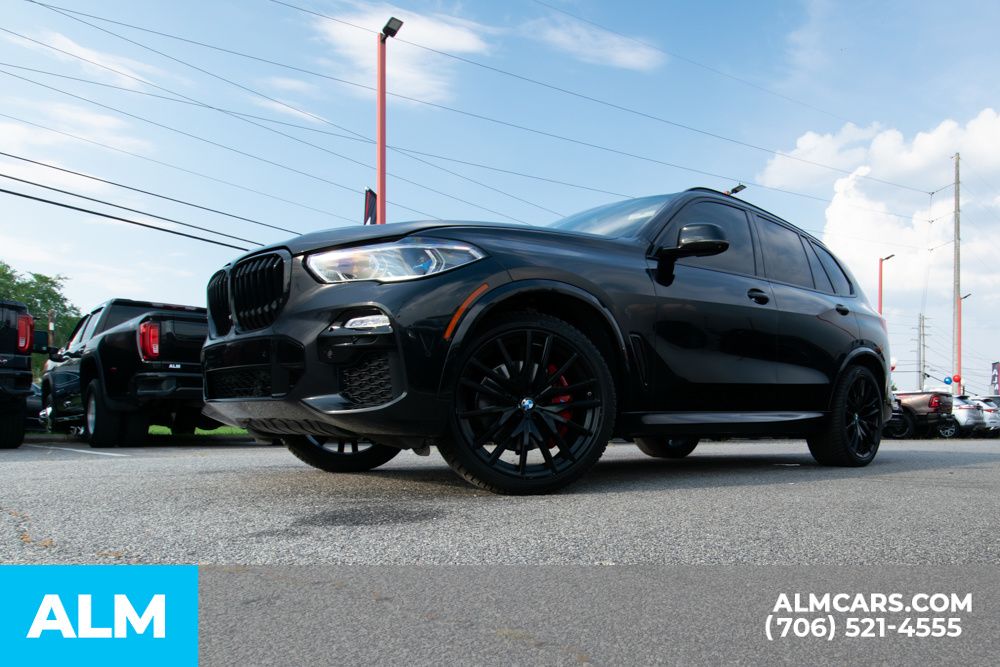 Vehicle image 9 of 49