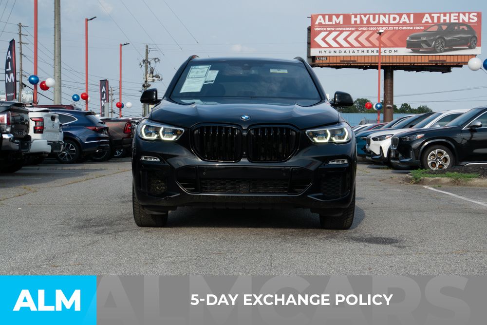 Vehicle image 4 of 49