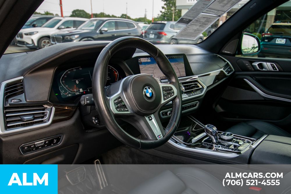 Vehicle image 16 of 49