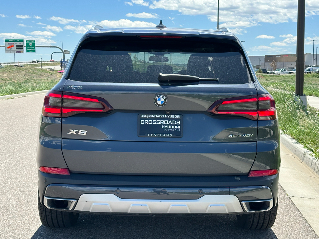 Vehicle image 6 of 32