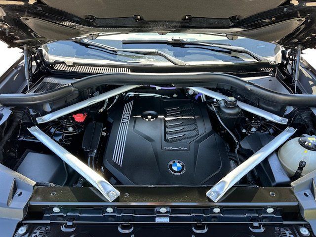 Vehicle image 24 of 49