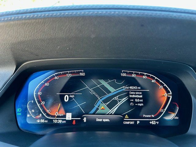 Vehicle image 18 of 49