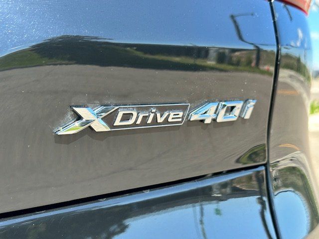 Vehicle image 43 of 49