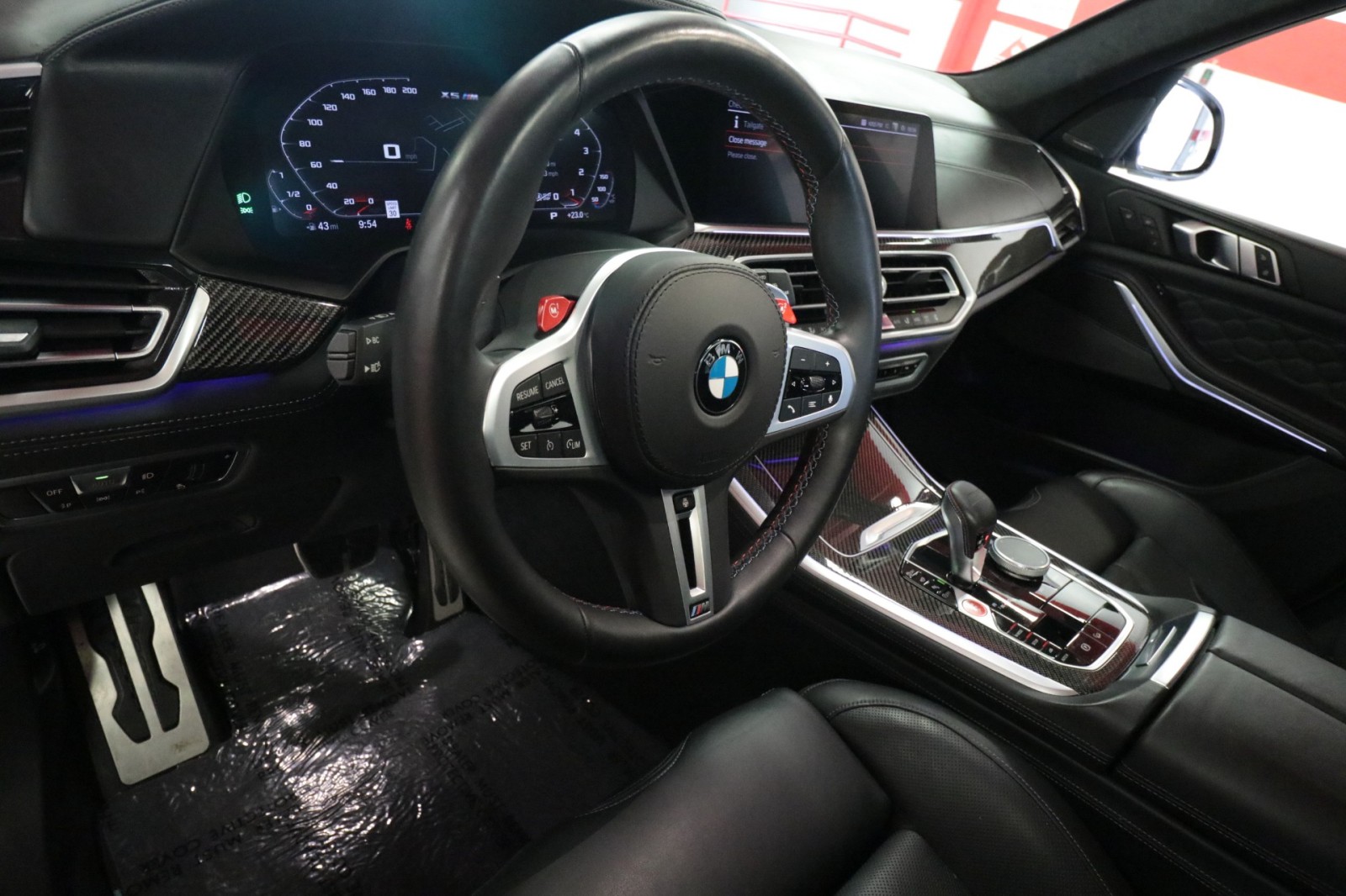 Vehicle image 14 of 44