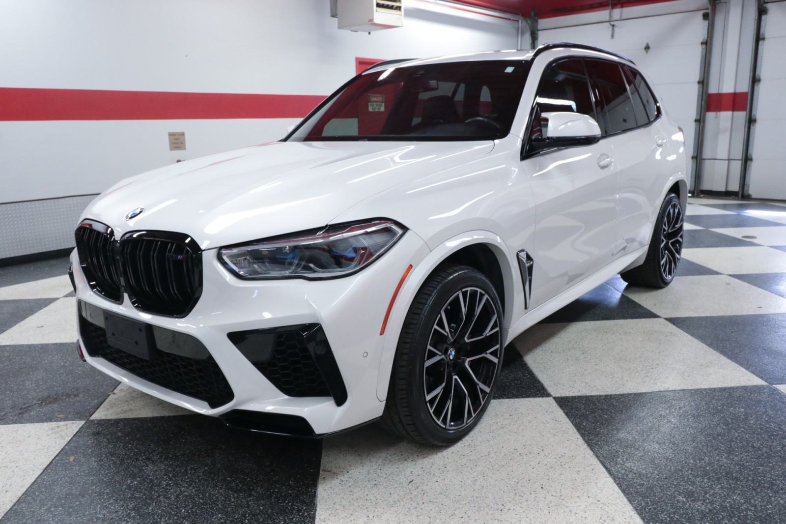Vehicle image 1 of 44