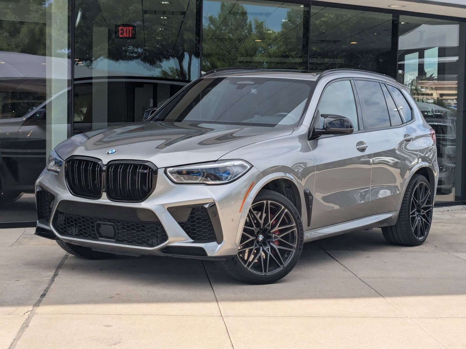 Vehicle image 1 of 28