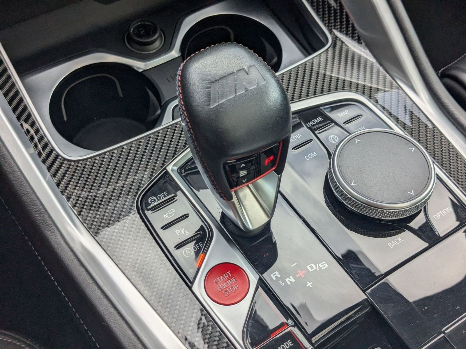 Vehicle image 20 of 28
